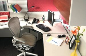 MẸO SẮP XẾP NHỮNG GÓC LÀM VIỆC NHỎ NHƯNG HIỆU QUẢ CAO 1